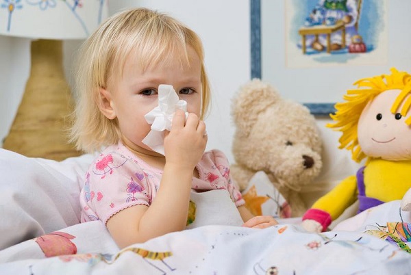 Первые признаки простуды у детей