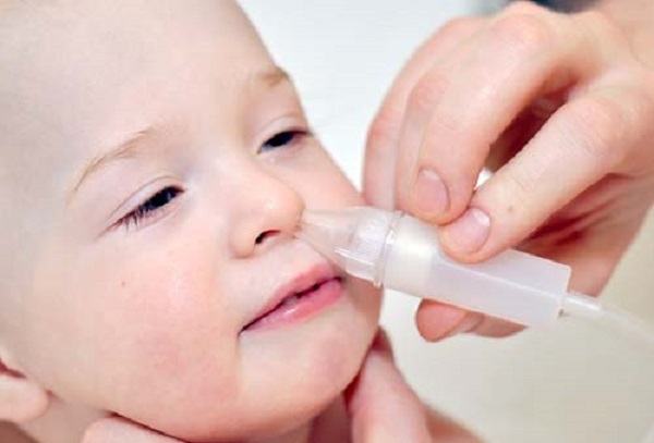 Промывание носа при лечении аденоидов у детей