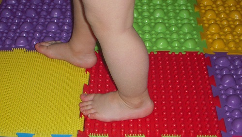 Лечение плоскостопия у детей коврик