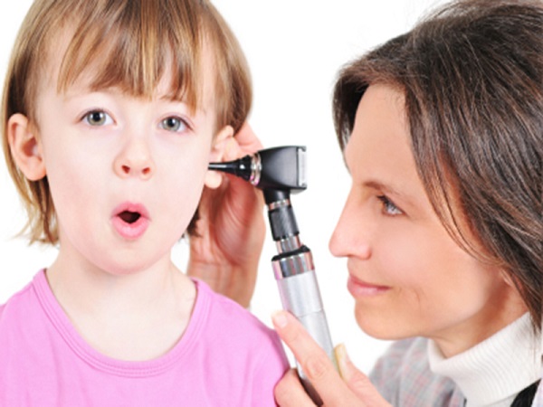 Отит среднего уха симптомы и лечение у детей