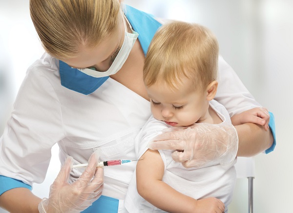 Куда делается прививка от клещевого энцефалита детям