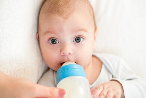 Аллергия на молоко у ребенка симптомы 