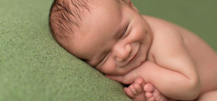 Что делать, если кровит пупок у новорожденного — советы от врачей в помощь родителям