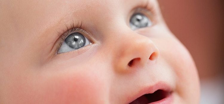 Мазь для глаз: обзор самых эффективных средств и особенности применения для детей