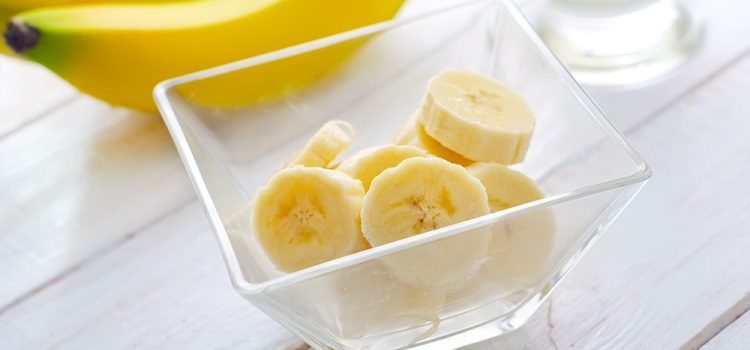Можно ли употреблять бананы при грудном вскармливании: польза фрукта и меры предосторожности