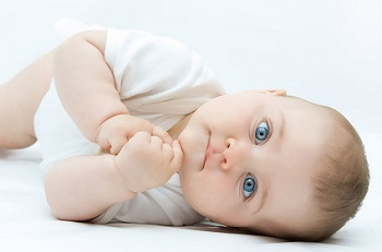 Обзор самых популярных и эффективных свечей от простуды для детей