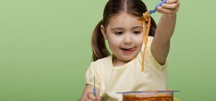 Пищевое отравление у ребенка: характерные симптомы и правильное лечение