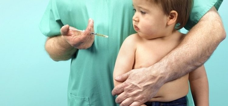 Прививка от кори детям: необходимость и особенности процедуры