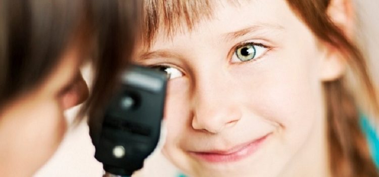 Заболевания глаз у детей: рассмотрим симптомы, причины, методы диагностики, возможное лечение