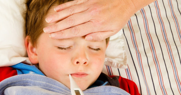 Что делать, если у ребенка температура