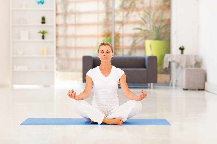 Как правильно медитировать дома для начинающих