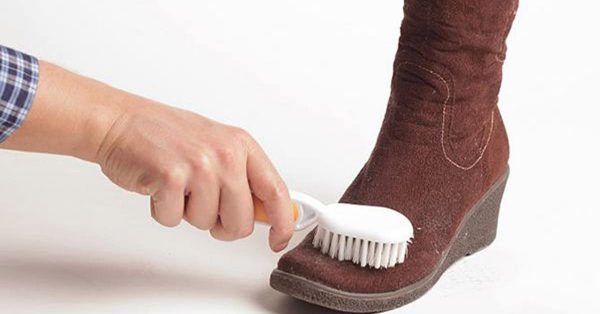 Как ухаживать за детской обувью зимой и правильно очищать от соли и грязи